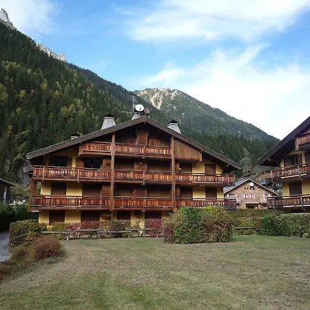 Les Capucins By Interhome Chamonix