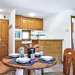 아파트 Les Capucins By Interhome